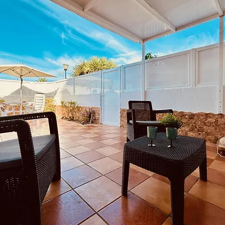 펜션 Holiday Bungalow With Terrace In *