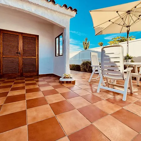 Holiday Bungalow With Terrace In Feriehus Playa del Inglés